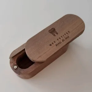 Boite à dents de lait en noyer